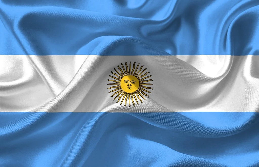 The flag of Argentina – symbolism and history