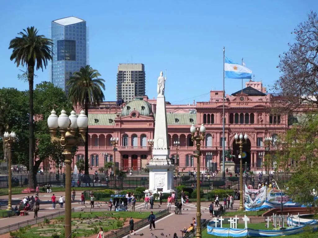 Argentina: History, Map, Flag, Population, Language – A Complete Guide to the Country of Tango-Patagonia